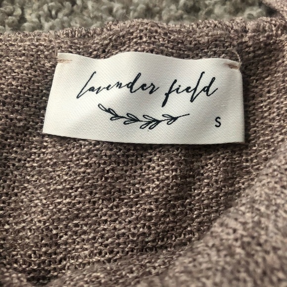 Lavender field long sleeve off the shoulder/strap - Picture 2 of 2